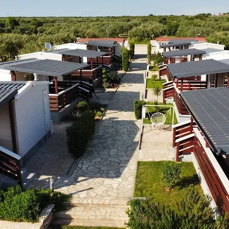 Mobile Homes Kamp Maslina, Kemp *