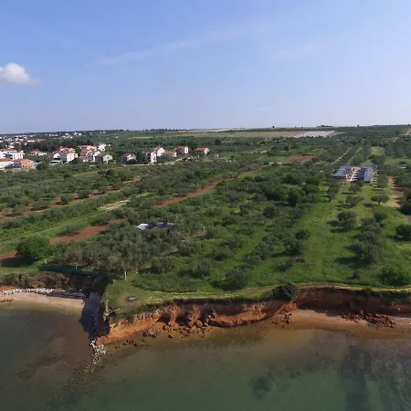 Mobile Homes Kamp Maslina,