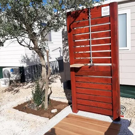 Mobile Homes Kamp Maslina,