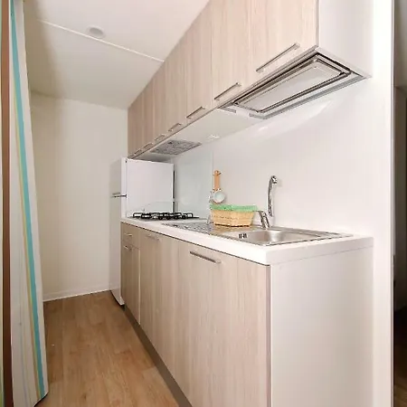 Mobile Homes Kamp Maslina,