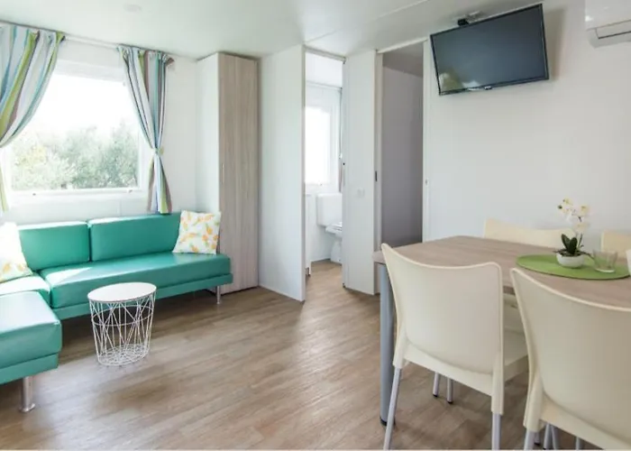 Mobile Homes Kamp Maslina, Biograd Na Moru
